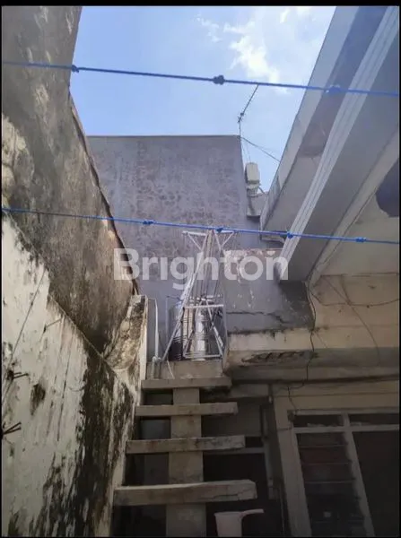 image RUMAH 2 LANTAI LAYAK HUNI, SELANGKAH KE RAYA KENJERAN, DEKAT SPBU, SUPERMARKET**DAERAH GADING PANTAI, BEBAS BANJIR (5)