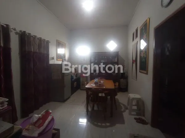 image RUMAH DI DAERAH KARIANGAU DEKAT PELABUHAN PETI KEMAS (7)