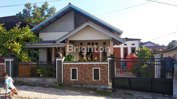 image RUMAH DI DAERAH KARIANGAU DEKAT PELABUHAN PETI KEMAS (6)