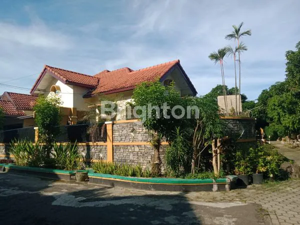 image RUMAH SIAP HUNI TAMAN PONDOK INDAH SURABAYA BARAT (2)