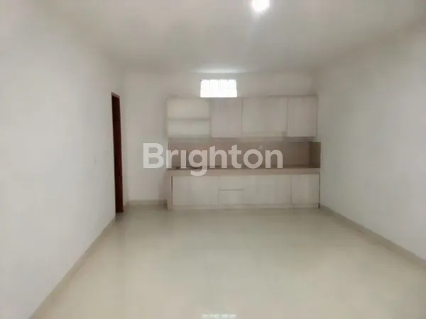 image RUMAH CANTIK TERAWAT SIAP HUNI DI TENGAH KOTA BANDUNG (8)