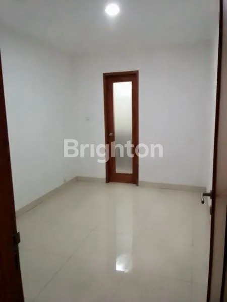 image RUMAH CANTIK TERAWAT SIAP HUNI DI TENGAH KOTA BANDUNG (3)