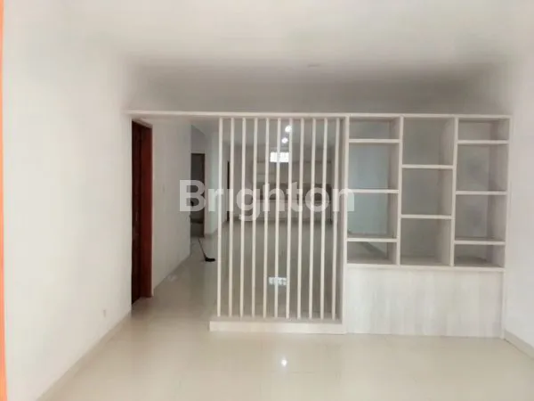 image RUMAH CANTIK TERAWAT SIAP HUNI DI TENGAH KOTA BANDUNG (5)