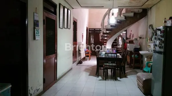 image RUMAH SEKITAR KENJERAN LEBAK MERR (2)