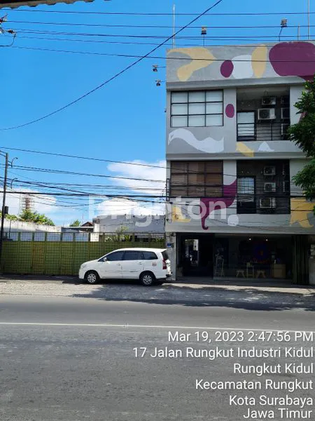 image GEDUNG SIAP NGOMSET DI RUNGKUT KIDUL BEKAS RESTO & CAFE (2)