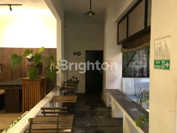 image GEDUNG SIAP NGOMSET DI RUNGKUT KIDUL BEKAS RESTO & CAFE (4)