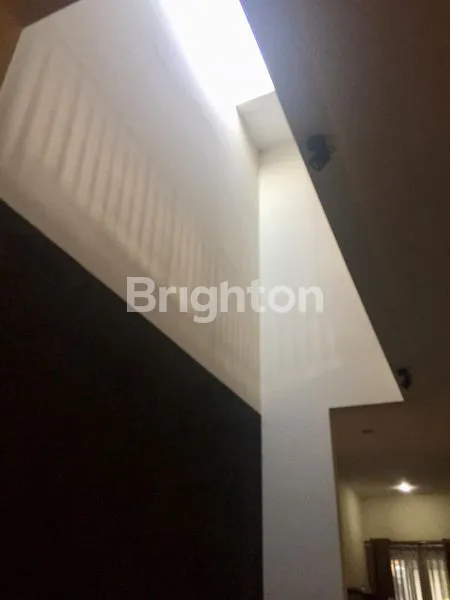 image RUMAH HOOK APIK TERAWAT BERHAWA SEJUK DAN NYAMAN DI SARIWANGI KAB BANDUNG BARAT (3)