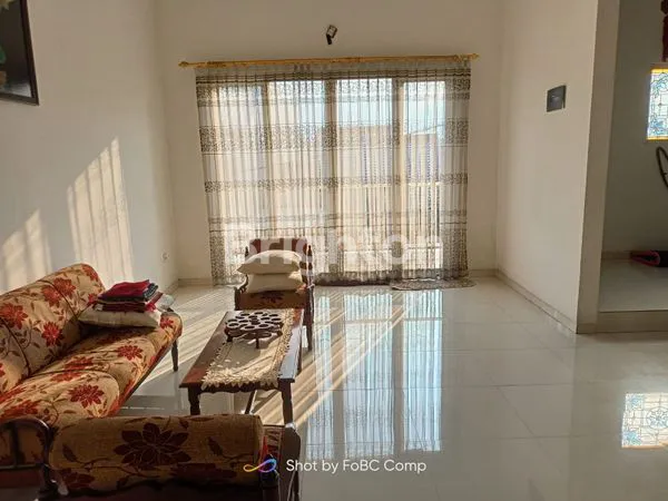 image RUMAH MEWAH HOOK DENGAN VENTILASI UDARA SANGAT BAIK DI STRATEGIS AREA SURABAYA BARAT DEKAT DENGAN RS WIYUNG, MCD, SEKOLAH TERNAMA DI SBY, PAKUWON MALL (4)