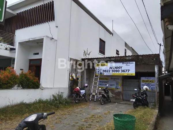 image AREA KOMERSIAL SONOSEWUSELANGKAH UPY UNIVERSITAS PGRI YOGYAKARTA, ALUN-ALUN KIDUL KERATON MALIOBORO (2)