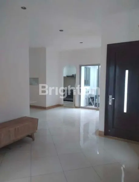image RUMAH TOWN HOUSE RAGUNAN JAKARTA SELATAN (4)
