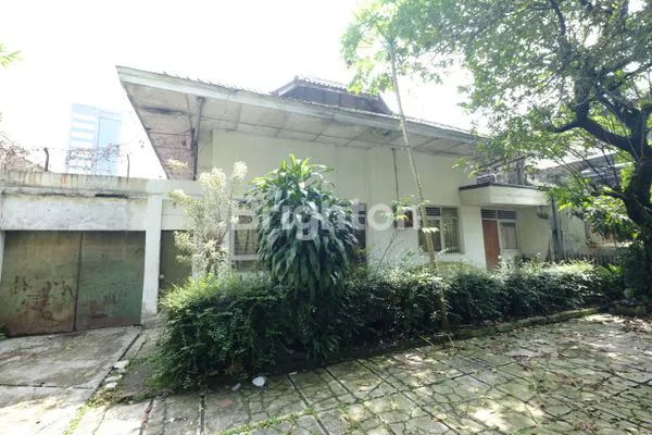 image RUMAH BESAR DI SAYAP RIAU COCOK UNTUK CAFE ATAU KANTOR (1)