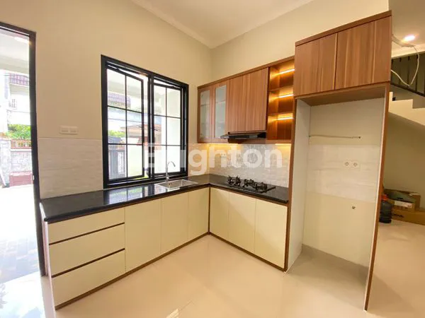 image RUMAH DEKAT KE TOLL RAWAMANGUN (6)