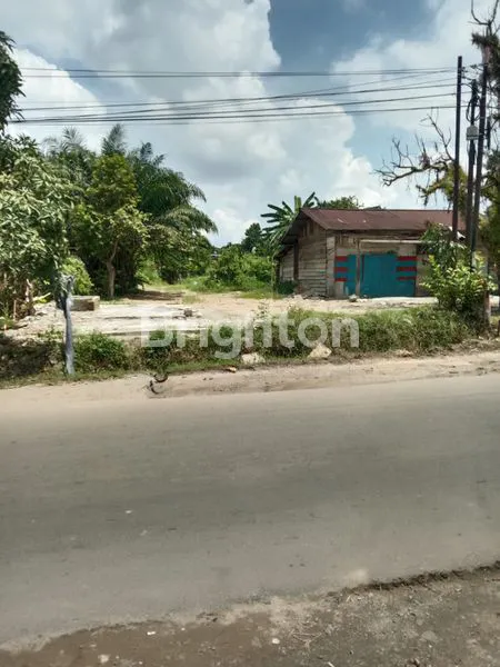 TANAH LOKASI PREMIUM PINGGIR JALAN TENGAH KOTA