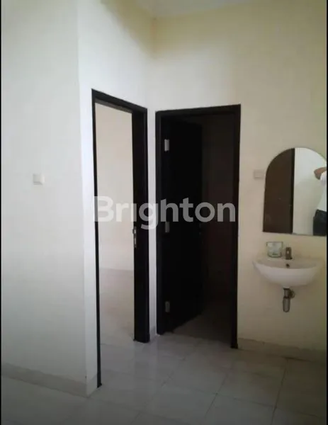 image RUMAH 1 LANTAI SIAP HUNI TERAWAT LINGKUNGAN NYAMAN (3)