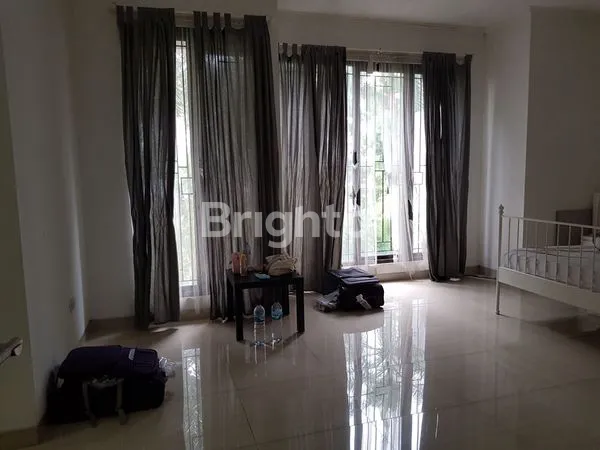 image RUMAH ULUJAMI, PESANGGRAHAN, JAKARTA SELATAN SEMI FURNISHED, SEDANG RENOV, KONDISI BAGUS, CIAMIK, GOODLOOKING (KODE RMRG1882) (2)