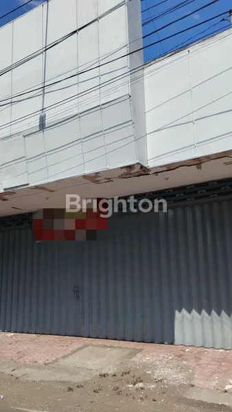 BANGUNAN STRATEGIS PUSAT KOTA