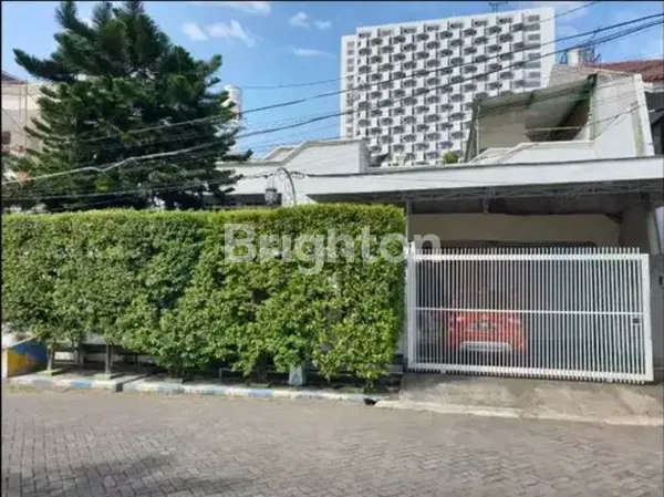 image RUMAH STRATEGIS TENGAH KOTA SBY TIMUR DEKAT MERR RS HAJI GALAXY MALL, MANYAR KERTOARJO (1)