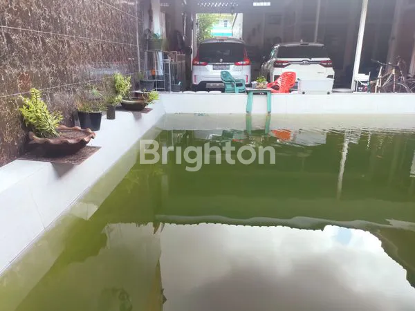 image DIJUAL RUMAH BESAR DENGAN KOLAM RENANG PRIBADI, DEKAT JALAN MAGELANG DAN DEKAT KE HOTEL HAYTT. (5)