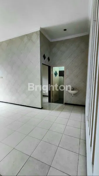 image RUMAH 1,5 LANTAI DEKAT SEKOLAH KALAM KUDUS & CHARIS DI TIDAR MALANG (3)