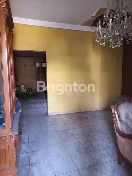 image TURUN HARGA RUMAH LAMA PONDOK BAMBU HITUNG TANAH (6)