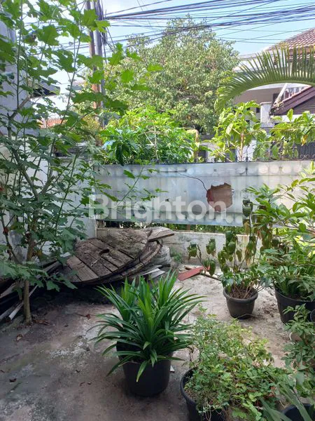 image TURUN HARGA RUMAH LAMA PONDOK BAMBU HITUNG TANAH (5)