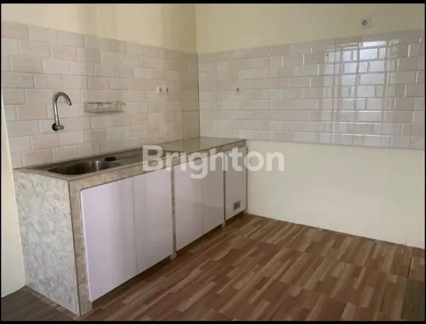 image RUMAH CANTIK SIAP HUNI DEKAT ICON MALL GRESIK (4)