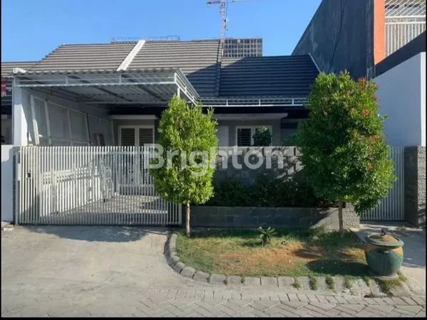 image RUMAH CANTIK SIAP HUNI DEKAT ICON MALL GRESIK (1)