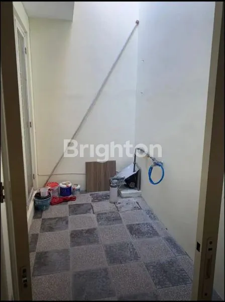 image RUMAH CANTIK SIAP HUNI DEKAT ICON MALL GRESIK (6)