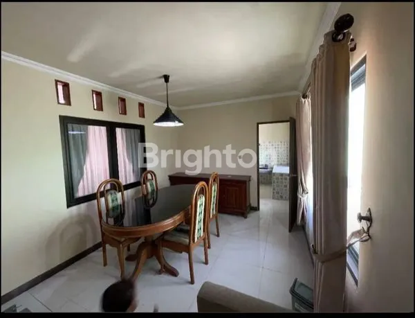 image RUMAH EKSKLUSIF FULL FURNISH DI GRESIK KOTA BARU (7)
