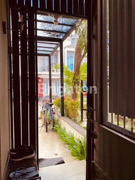 image RUMAH GOLF LAKE RESIDENCE CENGKARENG 2LT APIK TERWAT (1)