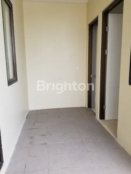 image RUMAH BARU NYAMAN SEJUK VIEW PERBUKITAN STRATEGIS DILENGKAPI CLUB HOUSE (4)