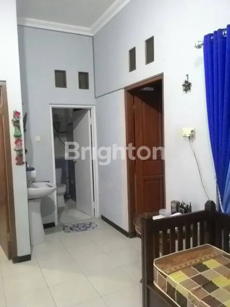 image RUMAH SEWA SIAP HUNI FULL FURNISHED DEKAT FAJAR INDAH SOLO (4)