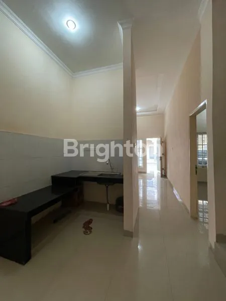 image RUMAH KOMPLEK DANAU SINGKARAK RESIDENCE (3)