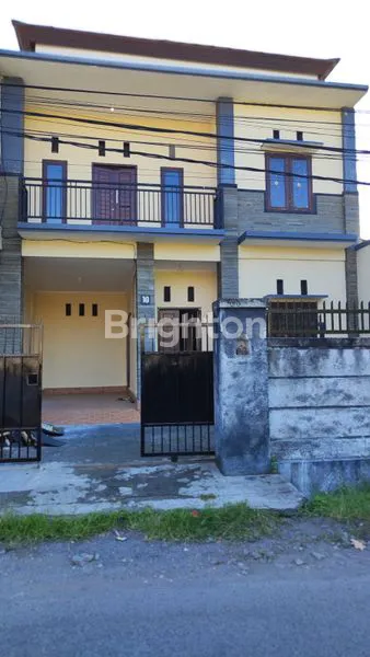 image RUMAH 2 LANTAI MODERN DI DENPASAR (4)