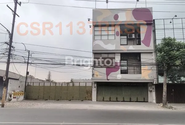GEDUNG EX CAFE RUNGKUT INDUSTRI KIDUL SEMI FURNISH ROW JALAN LUAS