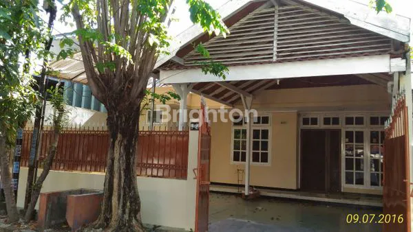 image 1.5 LANTAI, DI KENCANASARI, SELANGKAH KE CIPUTRA WORLD MALL DAN MAYJEN SUNGKONO, (1)