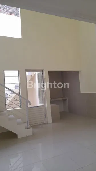 image RUMAH BARU DI GUNUNG ANYAR TAMBAK RUNGKUT SURABAYA DEKAT WIGUNA, PURIMAS, PENJARINGAN, PANDUGO, MEDOKAN AYU, MERR (3)