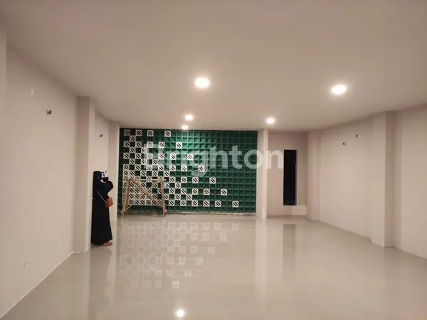 image RUKO BARU ISTIMEWA SIAP PAKAI DI TENGAH KOTA JOMBANG (6)