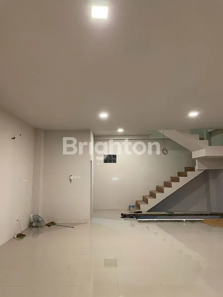 image RUKO BARU ISTIMEWA SIAP PAKAI DI TENGAH KOTA JOMBANG (3)