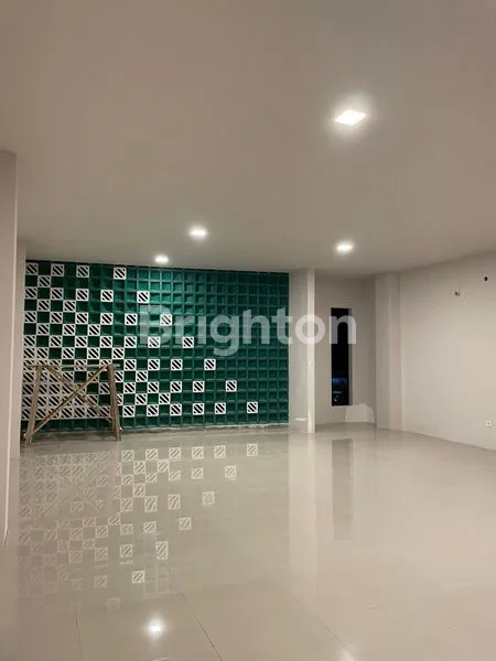 image RUKO BARU ISTIMEWA SIAP PAKAI DI TENGAH KOTA JOMBANG (5)