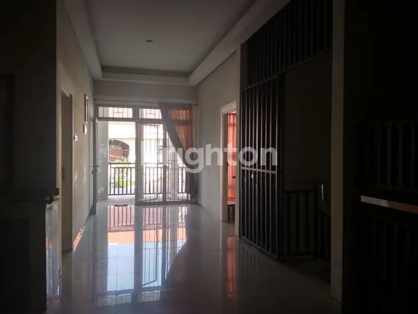image RUMAH GAYUNG SARI 2 LANTAI DEKAT AHMAD YANI, ROYAL PLAZA (2)