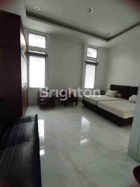 image RUMAH LUX SAYAP PASTEUR (2)