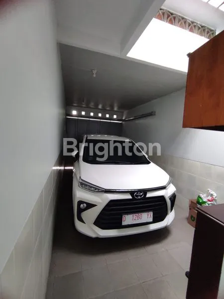 image RUMAH LUX SAYAP PASTEUR (3)