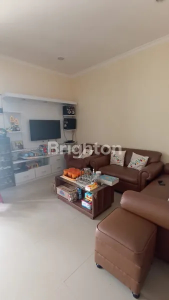 image RUMAH 2 LANTAI KAWASAN HUNIAN ISLAMI DI TASIKMADU KARANGPLOSO (2)