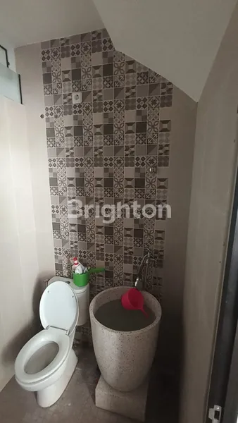 image RUMAH 2 LANTAI KAWASAN HUNIAN ISLAMI DI TASIKMADU KARANGPLOSO (4)