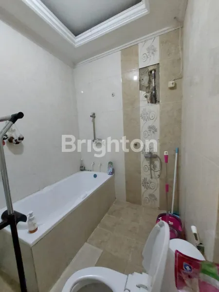 image RUMAH 2 LANTAI DE GREEN BSD (6)