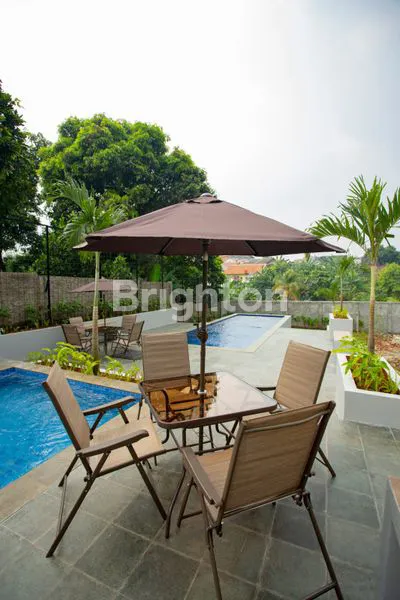 image RUMAH MODERN 2 LT,BARU,NYAMAN DAN BERORIENTASI  LINGKUNGAN HIJAU DI KOTA CIBINONG (5)