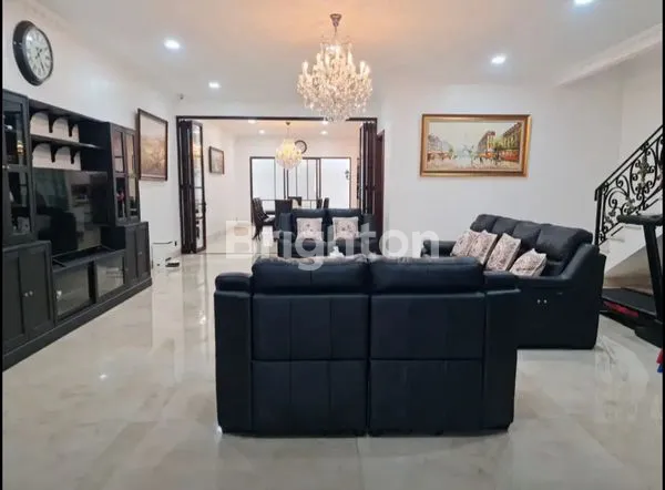 image RUMAH MEWAH CANTIK 3LT  DI SUTERA RENATA ALAM SUTERA TANGERANG (1)