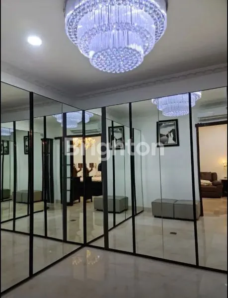 image RUMAH MEWAH CANTIK 3LT  DI SUTERA RENATA ALAM SUTERA TANGERANG (8)