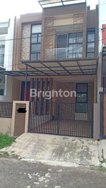 image HUNIAN NYAMAN DAN ASRI REGENCY MELATI MAS SERPONG TANGERANG (1)